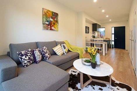 Photo of property in 11 Waru Lane, Te Atatu Peninsula, Auckland, 0610