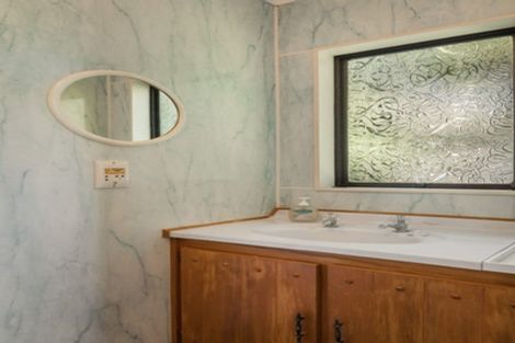 Photo of property in 35 Waiomu Valley Road, Waiomu, Thames, 3575