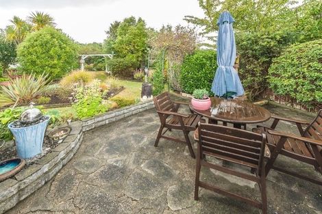 Photo of property in 15 Oaklea Avenue, Marton, 4710