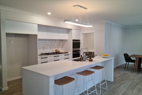 Photo of property in 73 Oak Road, Poraiti, Napier, 4112