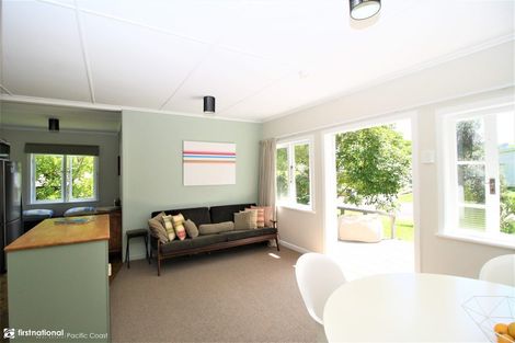 Photo of property in 7 Mako Avenue, Whiritoa, Whangamata, 3691