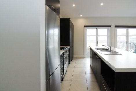 Photo of property in 68 Roxburgh Street, Mount Victoria, Wellington, 6011