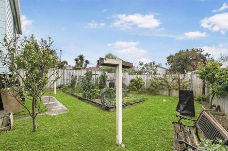 Photo of property in 294a Rangatira Road, Beach Haven, Auckland, 0626