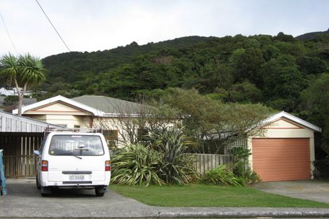 Photo of property in 97 Nottingham Street, Karori, Wellington, 6012