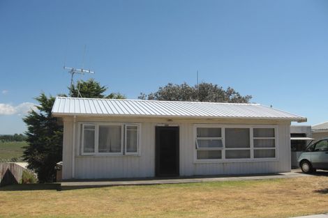 Photo of property in 346 Pukehina Parade, Pukehina, 3189