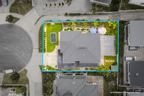 Photo of property in 21 Tawa Place, Orewa, 0931