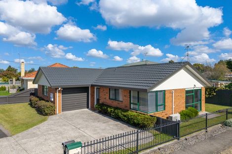 Photo of property in 1 Daisy Street, Claudelands, Hamilton, 3214