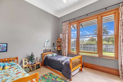 Photo of property in 1 Tamar Street, Rongotea, 4476