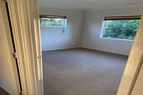 Photo of property in 70 Robbies Road, Shelly Park, Auckland, 2014