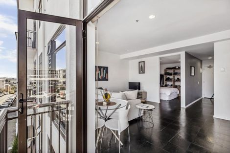 Photo of property in 2c/5 Charlotte Street, Eden Terrace, Auckland, 1021