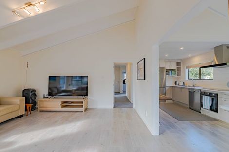 Photo of property in 2/21 Rapallo Place, Farm Cove, Auckland, 2012