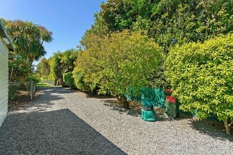Photo of property in 121 Gear Road, Te Horo, Otaki, 5582