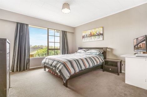 Photo of property in 16 Knightsbridge Place, Dinsdale, Hamilton, 3204