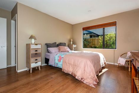 Photo of property in 12 Sheraton Place, Redwood, Christchurch, 8051