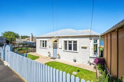 Photo of property in 2 Hawea Street, Ravensbourne, Dunedin, 9022