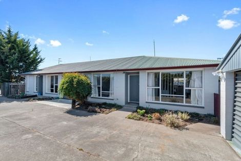 Photo of property in 1/6 Jade Place, Parklands, Christchurch, 8083