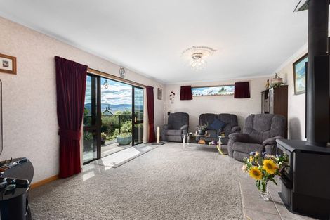 Photo of property in 74 Kinmont Crescent, Kinmont Park, Mosgiel, 9024