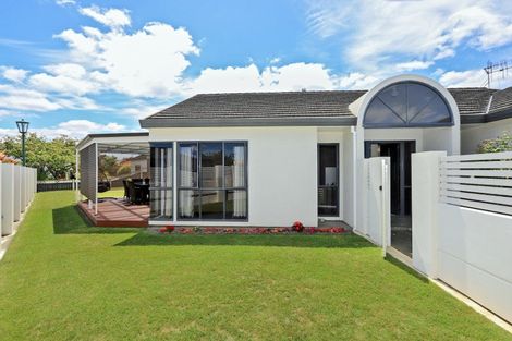 Photo of property in 12 Knightsbridge Place, Taradale, Napier, 4112