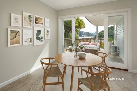 Photo of property in 34 Waikawa Road, Picton, 7220