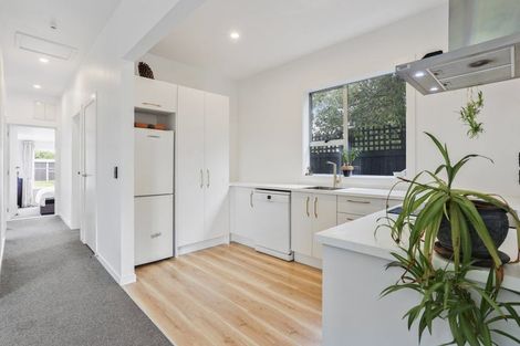 Photo of property in 12a Cradock Street, South New Brighton, Christchurch, 8062