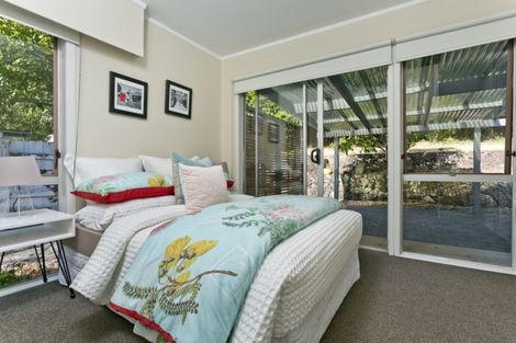 Photo of property in 61 Merriefield Avenue, Forrest Hill, Auckland, 0620