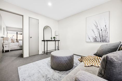 Photo of property in 1/70b Carlisle Road, Browns Bay, Auckland, 0632