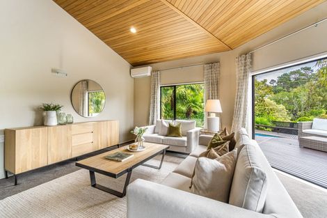 Photo of property in 73m Park Rise, Campbells Bay, Auckland, 0630