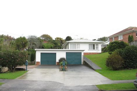 Photo of property in 1/32a Parkhill Road, Mellons Bay, Auckland, 2014