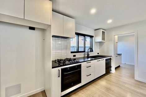 Photo of property in 2/4 Alvaston Drive, Halswell, Christchurch, 8025