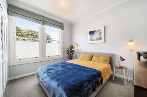 Photo of property in 6 Seddon Terrace, Newtown, Wellington, 6021