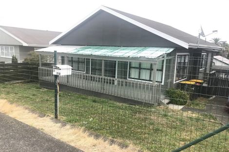 Photo of property in 3/79 Great South Road, Manurewa, Auckland, 2102