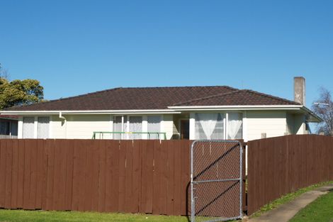 Photo of property in 48 Lavinia Crescent, Mangere East, Auckland, 2024