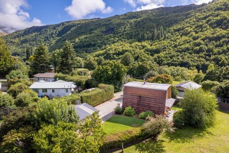 Photo of property in 36 Norfolk Street, Arrowtown, 9302