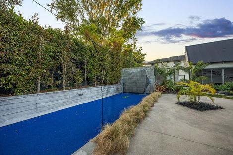 Photo of property in 9 Quebec Road, Milford, Auckland, 0620