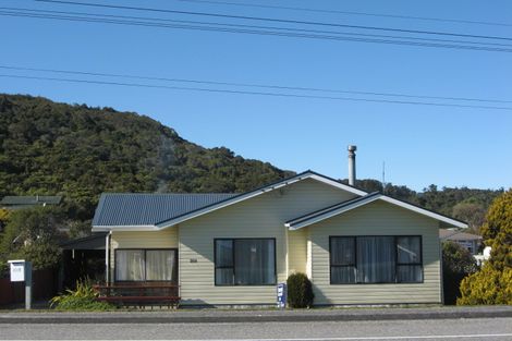 Photo of property in 201 Main South Road, Karoro, Greymouth, 7805