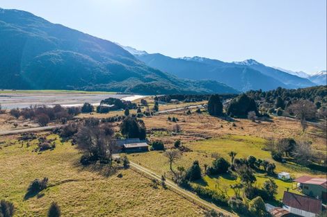 Photo of property in 48a Rata Road, Makarora, Wanaka, 9382