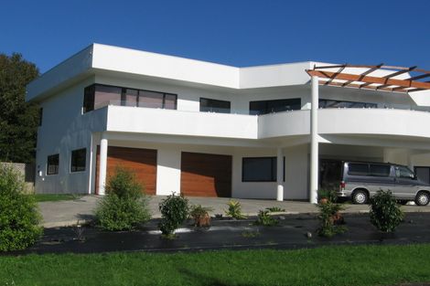 Photo of property in 30 Laingfield Terrace, Laingholm, Auckland, 0604