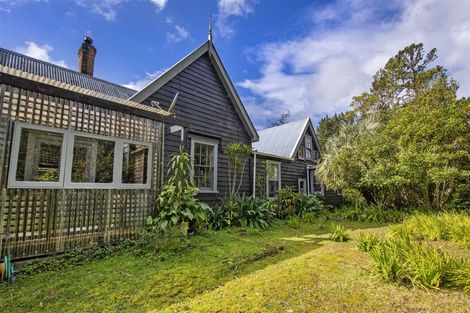Photo of property in 305 Whananaki Road North, Opuawhanga, Hikurangi, 0181