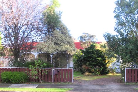 Photo of property in 6 Matipo Street, Waikanae, 5036