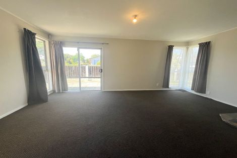 Photo of property in 3 Adel Place, Weymouth, Auckland, 2103