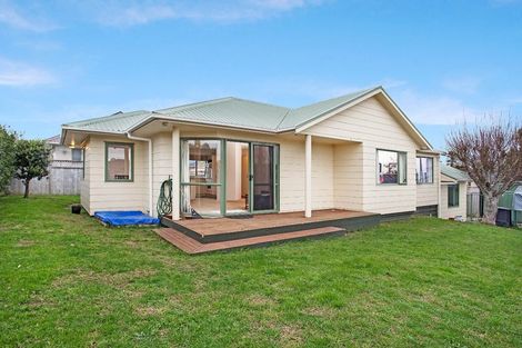 Photo of property in 9a Chilcott Road, Henderson, Auckland, 0612