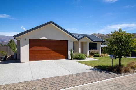 Photo of property in 15 Houlahan Street, Clyde, 9330