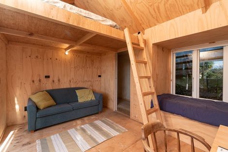 Photo of property in 22 Aperahama Street, Paekakariki, 5034