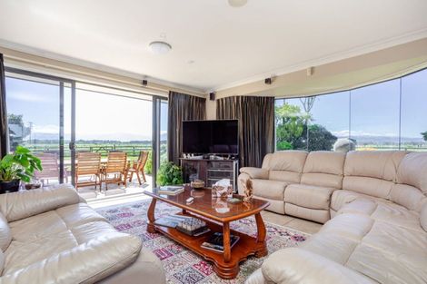 Photo of property in 152 Aerodrome Road, Dannevirke, 4972