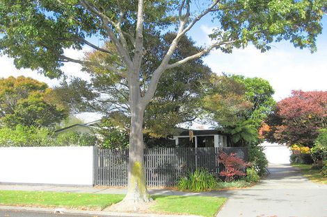 Photo of property in 327 Waimairi Road, Ilam, Christchurch, 8041