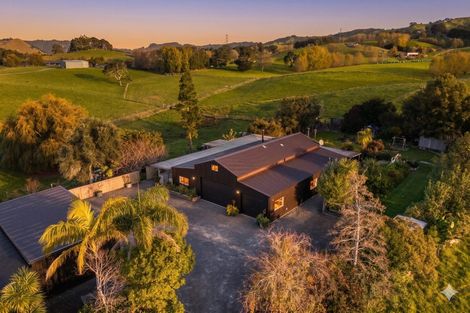 Photo of property in 979 Kaipara Flats Road, Kaipara Flats, Warkworth, 0984