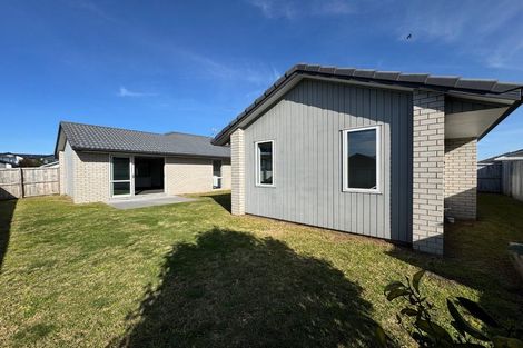 Photo of property in 11 Kuru Place, Papamoa, 3118