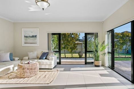 Photo of property in 8 Chateau Crescent, Rangatira Park, Taupo, 3330