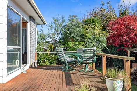 Photo of property in 30 Te Arawa Place, Welcome Bay, Tauranga, 3112