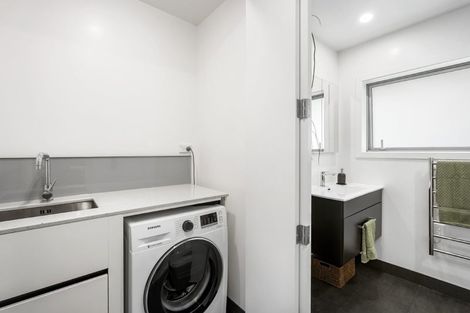 Photo of property in 1/78 Nile Road, Milford, Auckland, 0620